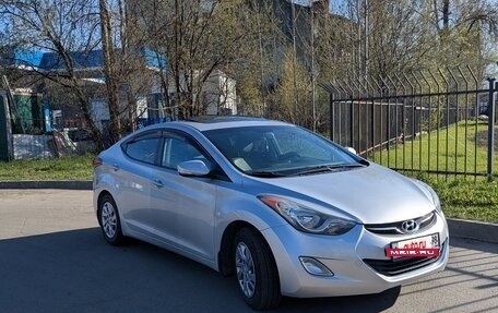 Hyundai Elantra V, 2012 год, 970 000 рублей, 3 фотография