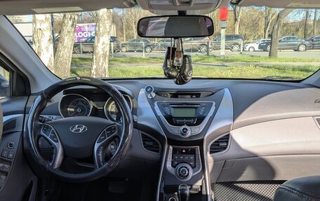 Hyundai Elantra V, 2012 год, 970 000 рублей, 7 фотография