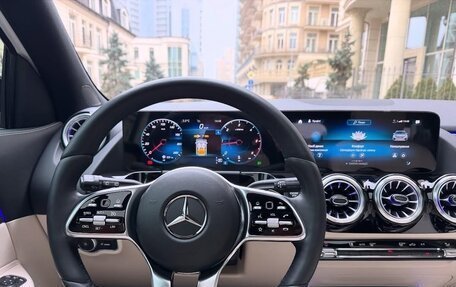 Mercedes-Benz GLA, 2022 год, 3 650 000 рублей, 9 фотография