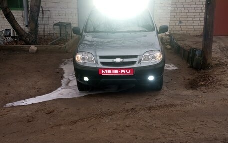 Chevrolet Niva I рестайлинг, 2005 год, 420 000 рублей, 2 фотография