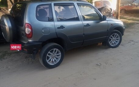 Chevrolet Niva I рестайлинг, 2005 год, 420 000 рублей, 4 фотография