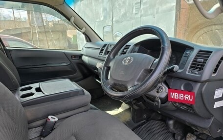 Toyota HiAce H200, 2014 год, 1 900 000 рублей, 6 фотография