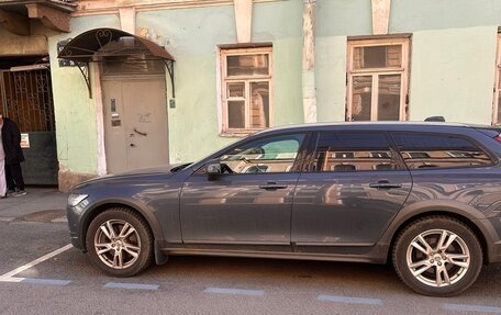 Volvo V90 Cross Country I рестайлинг, 2017 год, 3 050 000 рублей, 4 фотография
