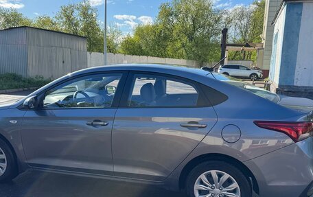 Hyundai Solaris II рестайлинг, 2019 год, 1 300 000 рублей, 3 фотография
