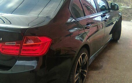 BMW 3 серия, 2012 год, 1 720 000 рублей, 4 фотография