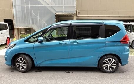 Honda Freed II, 2017 год, 1 400 000 рублей, 4 фотография