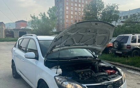 KIA cee'd I рестайлинг, 2010 год, 750 000 рублей, 7 фотография