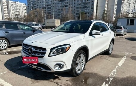 Mercedes-Benz GLA, 2019 год, 3 000 000 рублей, 2 фотография