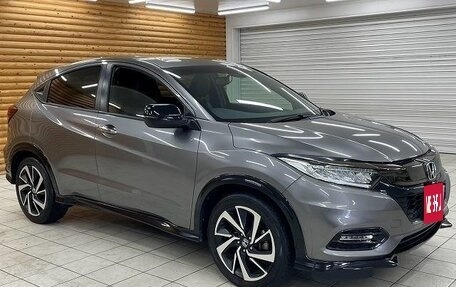 Honda Vezel, 2022 год, 1 500 000 рублей, 3 фотография