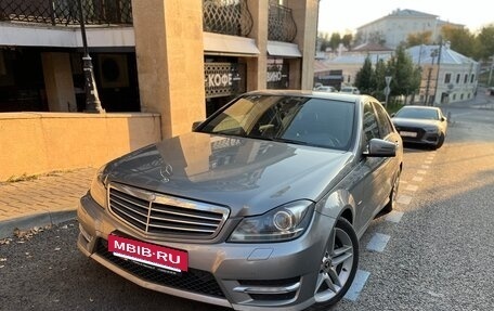 Mercedes-Benz C-Класс, 2012 год, 1 900 000 рублей, 2 фотография