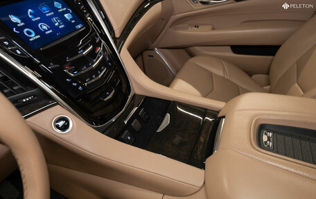 Cadillac Escalade IV, 2020 год, 10 000 000 рублей, 21 фотография