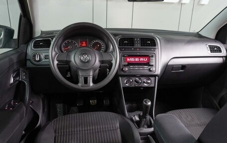 Volkswagen Polo VI (EU Market), 2011 год, 849 000 рублей, 6 фотография