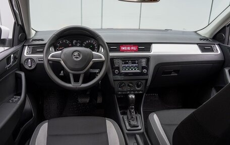 Skoda Rapid I, 2017 год, 1 310 000 рублей, 6 фотография