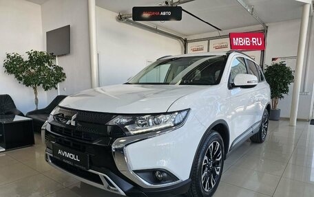 Mitsubishi Outlander III рестайлинг 3, 2021 год, 3 249 000 рублей, 3 фотография