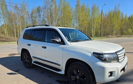 Toyota Land Cruiser 200, 2015 год, 5 200 000 рублей, 2 фотография