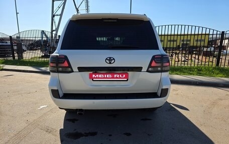 Toyota Land Cruiser 200, 2015 год, 5 200 000 рублей, 4 фотография