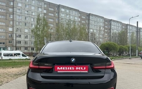 BMW 3 серия, 2019 год, 3 030 000 рублей, 8 фотография