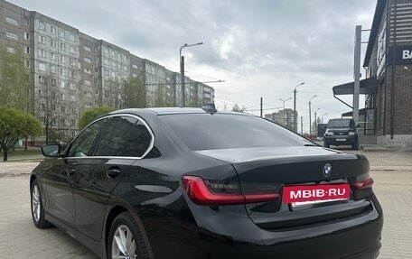 BMW 3 серия, 2019 год, 3 030 000 рублей, 9 фотография
