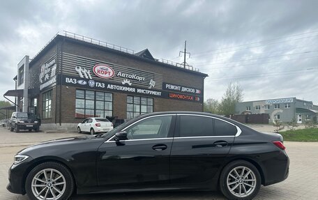 BMW 3 серия, 2019 год, 3 030 000 рублей, 10 фотография
