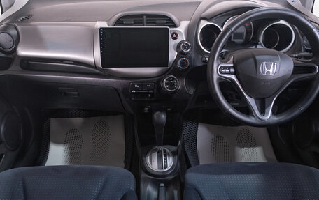 Honda Fit III, 2008 год, 699 000 рублей, 9 фотография