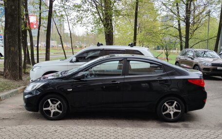 Hyundai Solaris II рестайлинг, 2011 год, 485 000 рублей, 2 фотография