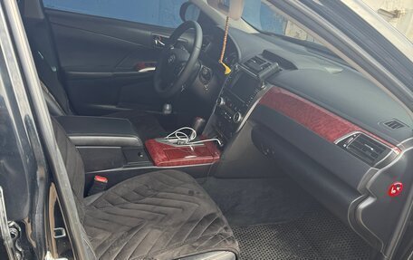 Toyota Camry, 2014 год, 1 565 000 рублей, 2 фотография