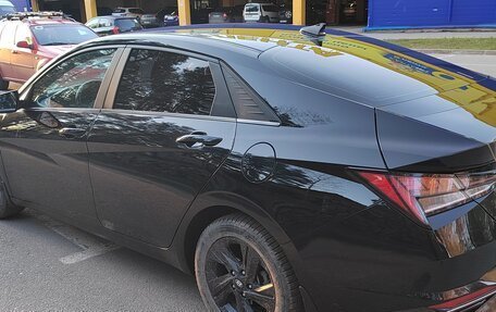 Hyundai Elantra, 2021 год, 2 300 000 рублей, 4 фотография