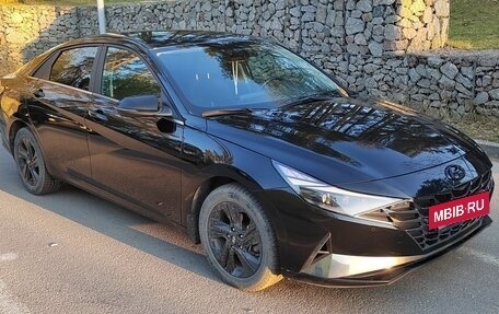 Hyundai Elantra, 2021 год, 2 300 000 рублей, 3 фотография
