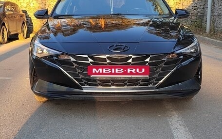 Hyundai Elantra, 2021 год, 2 300 000 рублей, 11 фотография