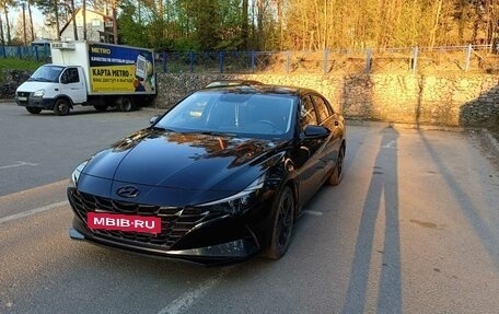 Hyundai Elantra, 2021 год, 2 300 000 рублей, 19 фотография