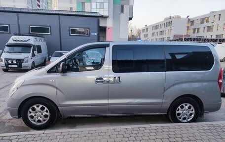 Hyundai Grand Starex Grand Starex I рестайлинг 2, 2015 год, 2 100 000 рублей, 3 фотография