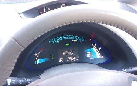 Nissan Leaf I, 2013 год, 1 100 000 рублей, 8 фотография