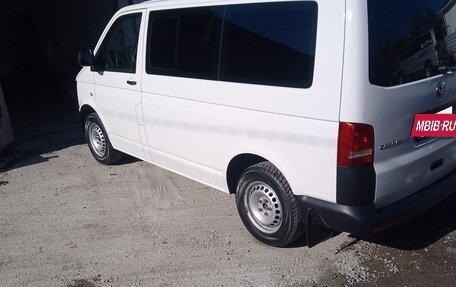 Volkswagen Caravelle T5, 2013 год, 2 000 250 рублей, 3 фотография