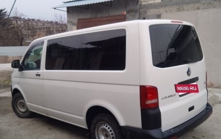 Volkswagen Caravelle T5, 2013 год, 2 000 250 рублей, 4 фотография