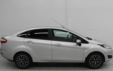 Ford Fiesta, 2015 год, 1 010 000 рублей, 4 фотография