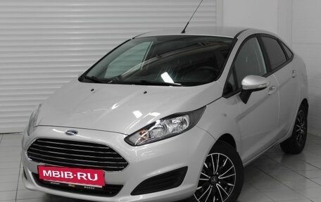 Ford Fiesta, 2015 год, 1 010 000 рублей, 3 фотография