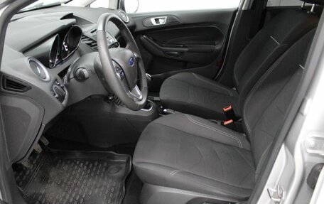 Ford Fiesta, 2015 год, 1 010 000 рублей, 16 фотография