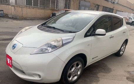 Nissan Leaf I, 2012 год, 620 000 рублей, 1 фотография