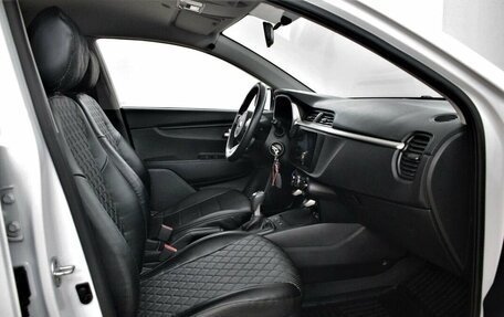 KIA Rio IV, 2021 год, 1 570 000 рублей, 12 фотография