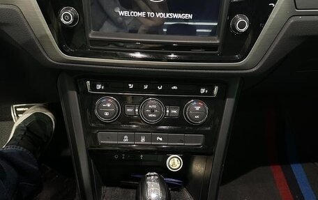 Volkswagen Touran III, 2022 год, 1 475 000 рублей, 9 фотография