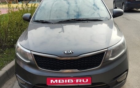 KIA Rio III рестайлинг, 2015 год, 850 000 рублей, 4 фотография