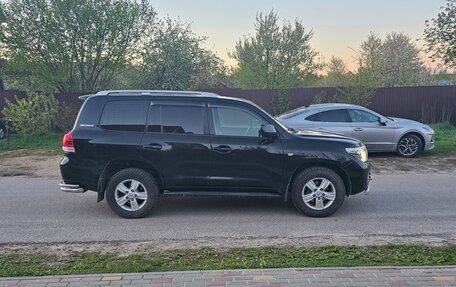 Toyota Land Cruiser 200, 2011 год, 2 670 000 рублей, 9 фотография