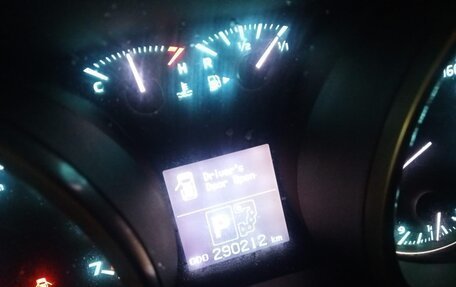 Toyota Land Cruiser 200, 2011 год, 2 670 000 рублей, 12 фотография