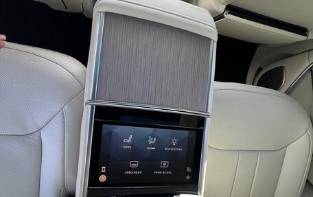 Land Rover Range Rover IV рестайлинг, 2022 год, 18 800 000 рублей, 19 фотография