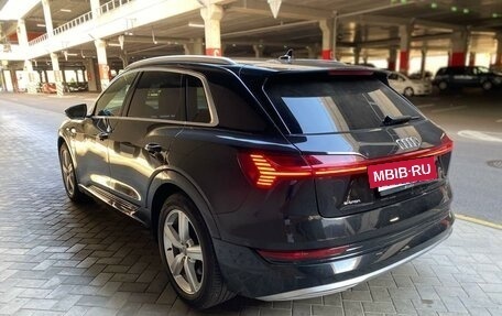 Audi e-tron I, 2019 год, 3 500 000 рублей, 3 фотография