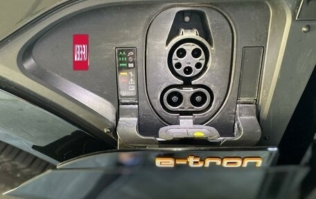 Audi e-tron I, 2019 год, 3 500 000 рублей, 18 фотография