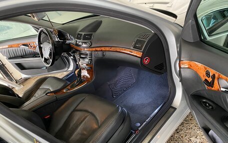 Mercedes-Benz E-Класс, 2002 год, 920 000 рублей, 11 фотография