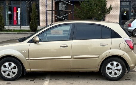 KIA Rio II, 2011 год, 700 000 рублей, 3 фотография