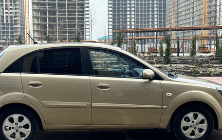 KIA Rio II, 2011 год, 700 000 рублей, 5 фотография