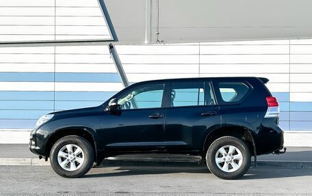 Toyota Land Cruiser Prado 150 рестайлинг 2, 2011 год, 2 599 000 рублей, 8 фотография